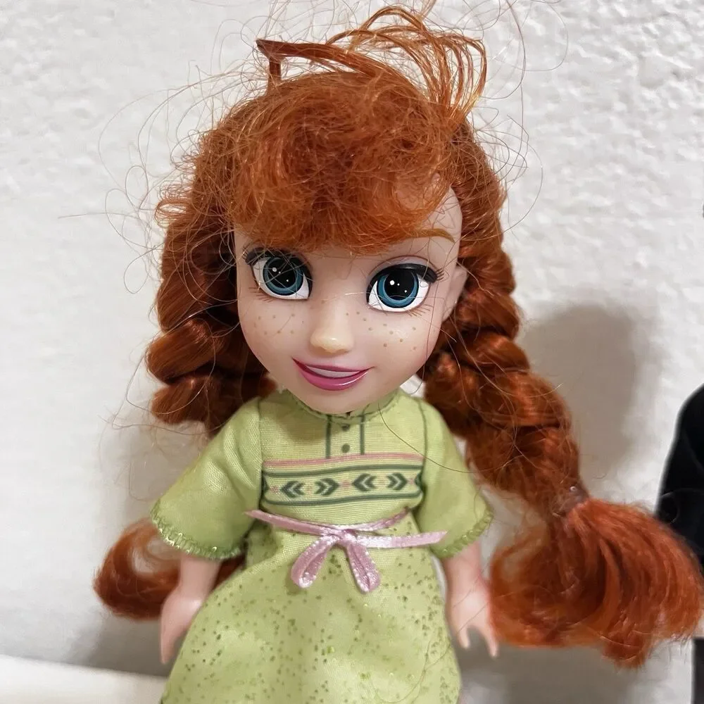 Disney Frozen Anna and Kristoff Petite Dolls 6